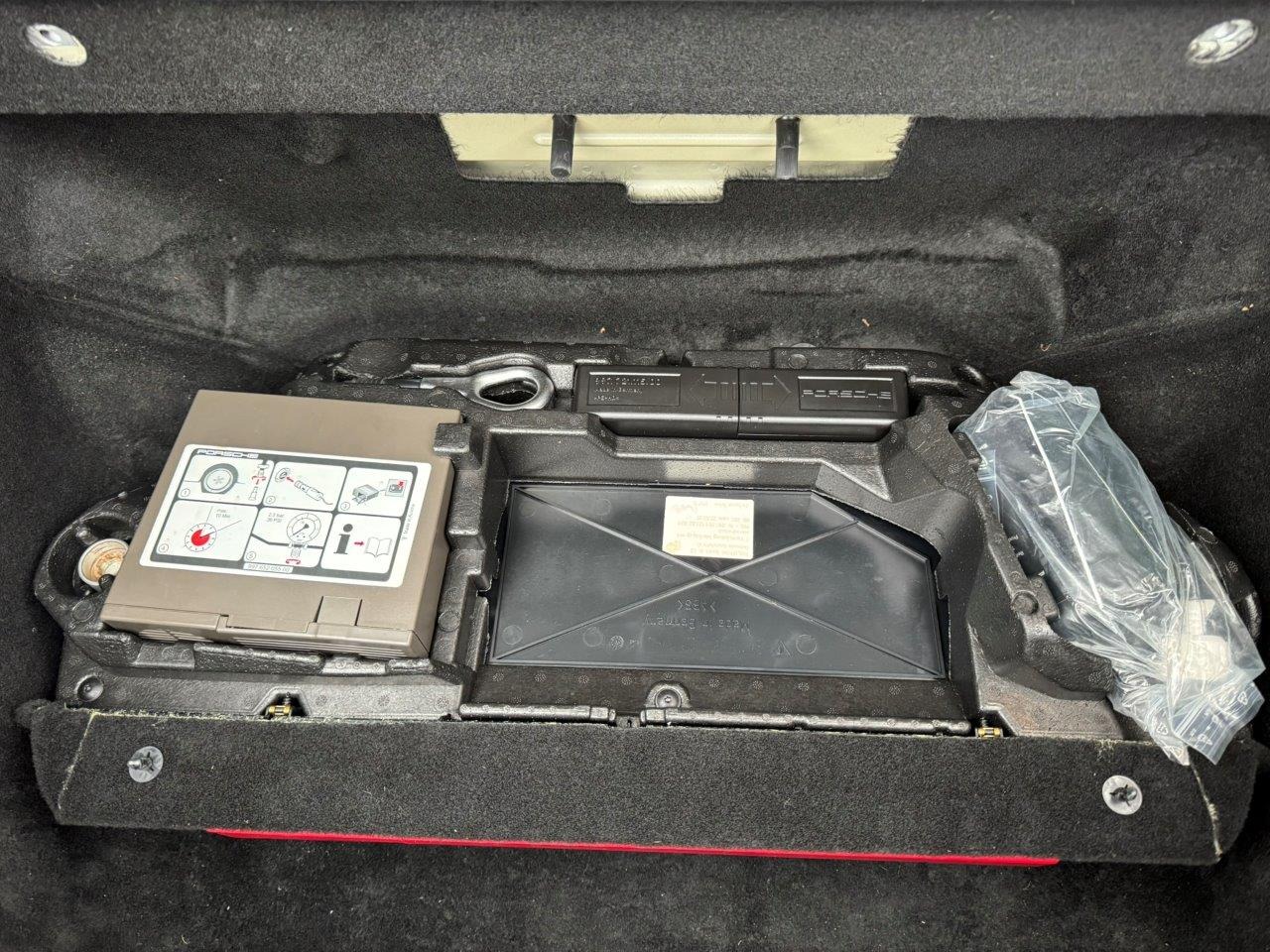 Used Porsche Cayman 2010 for sale - 76862835: Photo 36