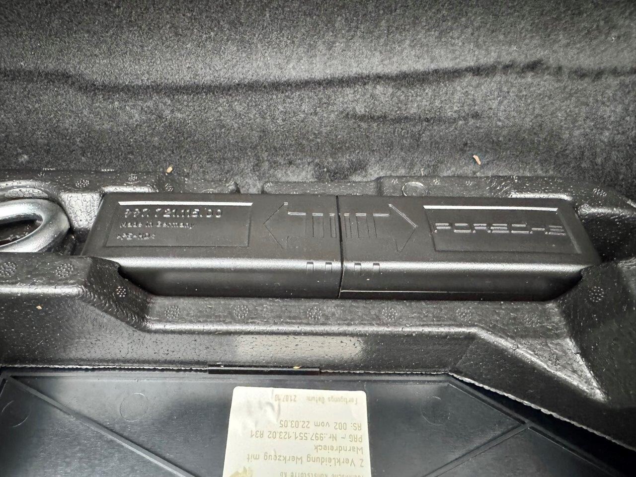 Used Porsche Cayman 2010 for sale - 76862835: Photo 37