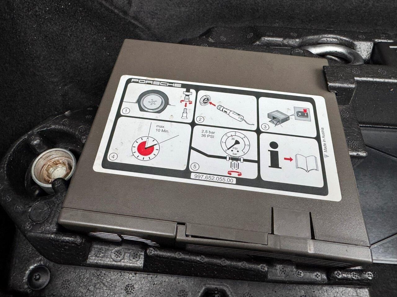 Used Porsche Cayman 2010 for sale - 76862835: Photo 39