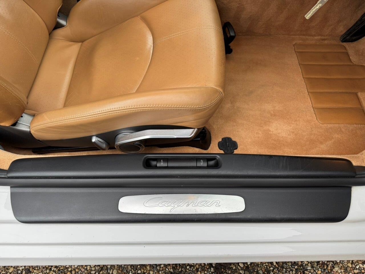 Used Porsche Cayman 2010 for sale - 76862835: Photo 50