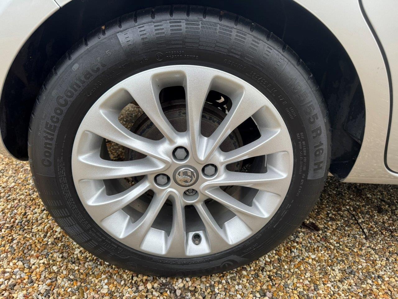 Used Vauxhall Corsa 2015 for sale - 77708522: Photo 32