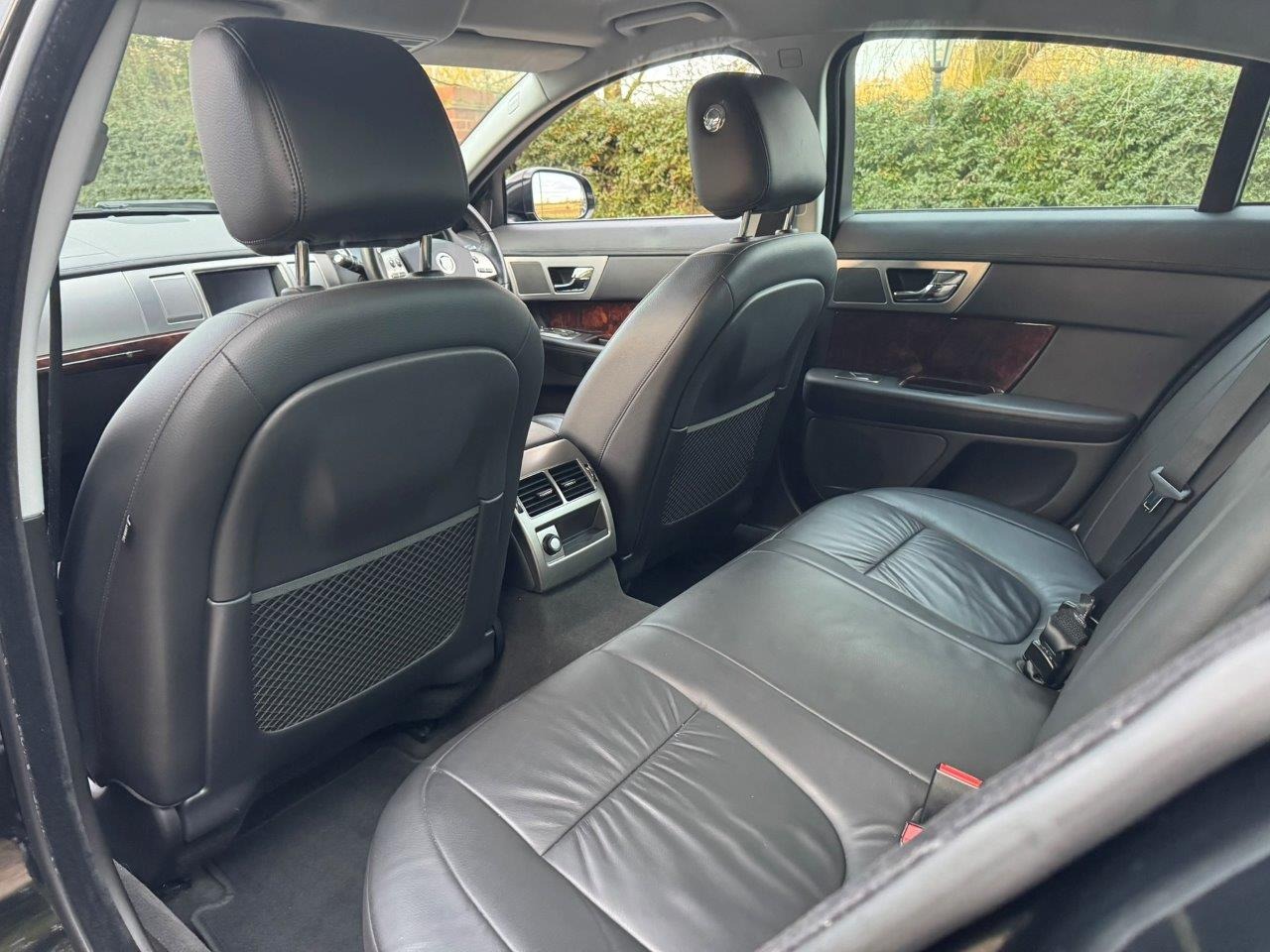 Used Jaguar XF 2010 for sale - 77450611: Photo 15