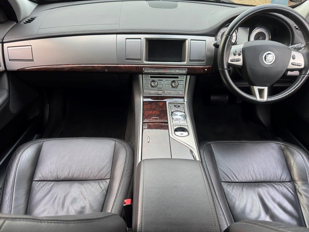 Used Jaguar XF 2010 for sale - 77450611: Photo 3