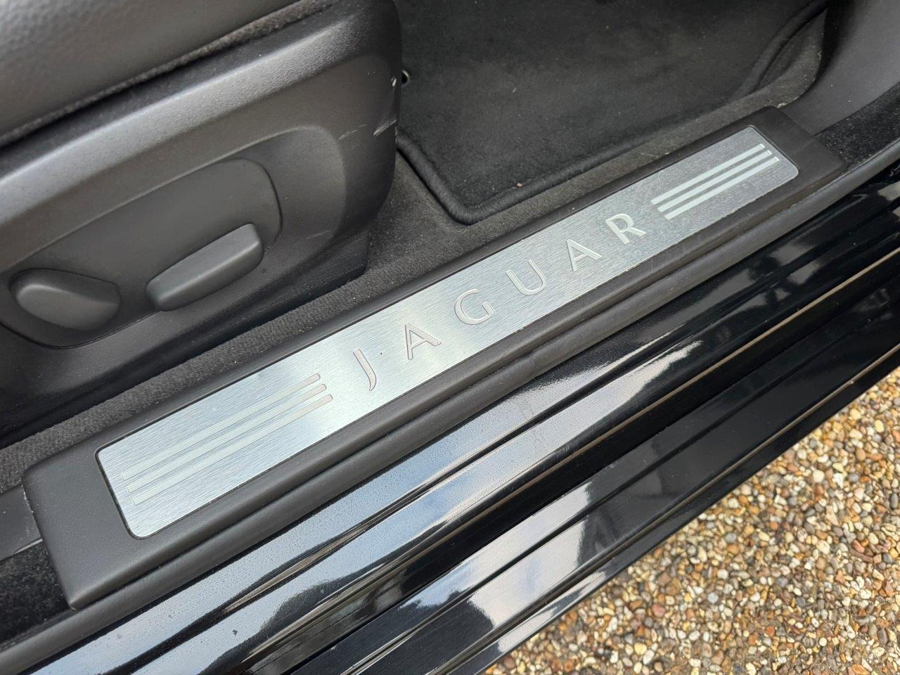 Used Jaguar XF 2010 for sale - 77450611: Photo 55