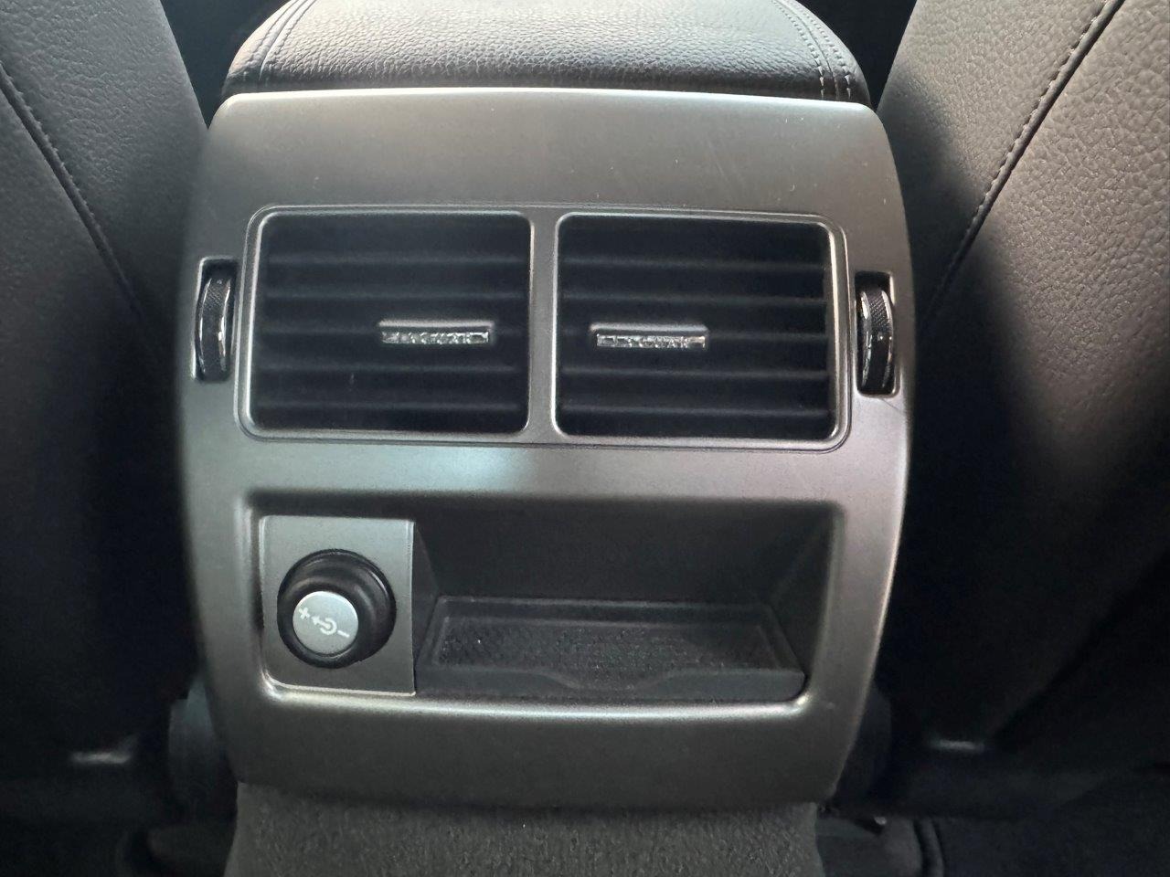 Used Jaguar XF 2010 for sale - 77450611: Photo 75