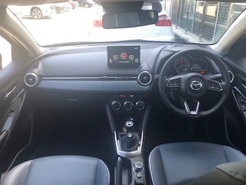 Used Mazda Mazda2 2023 for sale - 79200352: Photo
