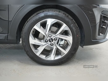 Used Kia Stonic 2025 for sale - 78462749: Photo