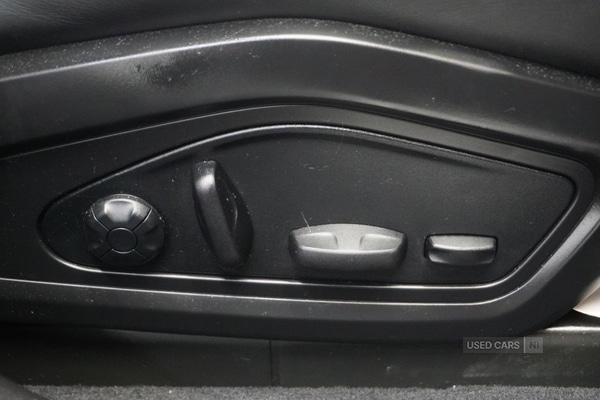 Used Porsche Taycan 2024 for sale - 78116961: Photo 25