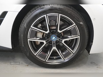Used BMW i4 2022 for sale - 76085880: Photo