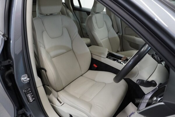 Used Volvo V60 2021 for sale - 75034057: Photo 24