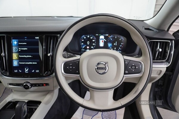 Used Volvo V60 2021 for sale - 75034057: Photo 26