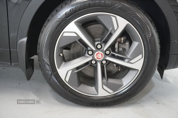Used Jaguar E-Pace 2021 for sale - 75298877: Photo 3