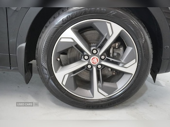 Used Jaguar E-Pace 2021 for sale - 75298877: Photo