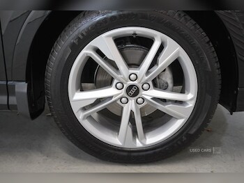 Used Audi Q3 2025 for sale - 78102109: Photo