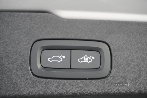 Used Volvo V60 2022 for sale - 77626828: Photo 21