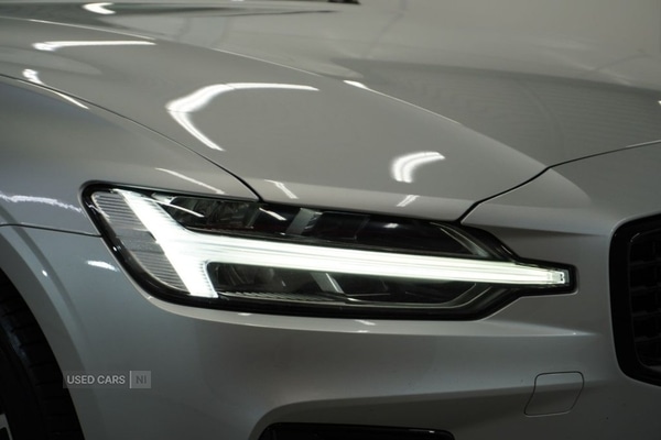 Used Volvo V60 2022 for sale - 77626828: Photo 9