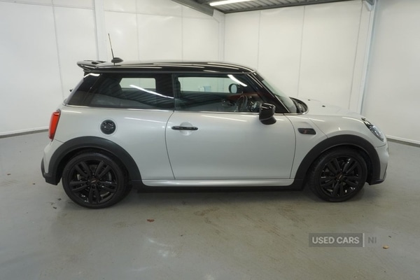 Used MINI Hatch 2022 for sale - 78101880: Photo 6