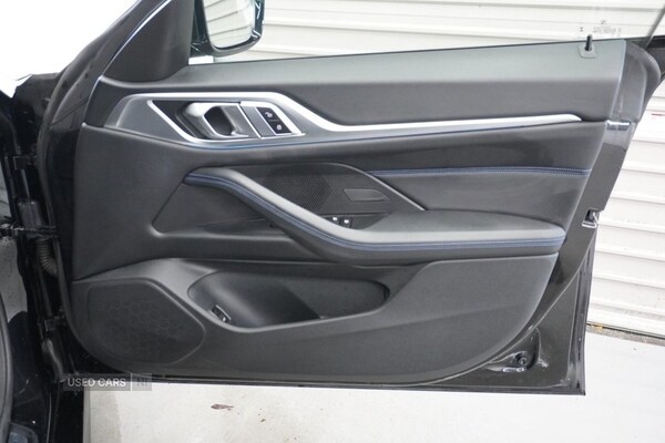 Used BMW i4 2022 for sale - 76359228: Photo 21