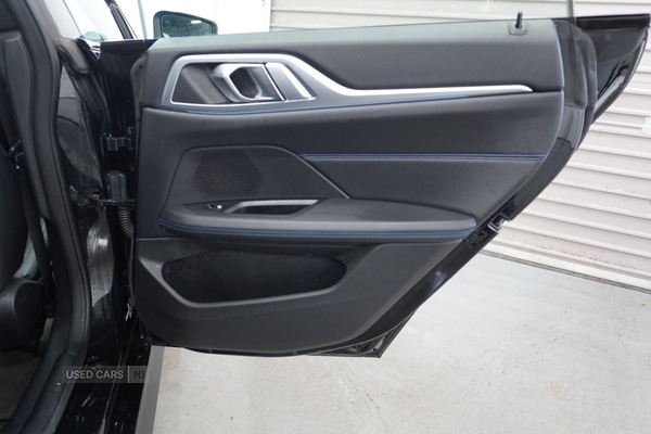 Used BMW i4 2022 for sale - 76359228: Photo 30
