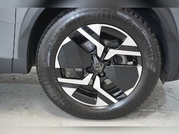 Used Peugeot 2008 2023 for sale - 77292528: Photo