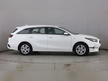 Used Kia Ceed 2025 for sale - 79249298: Photo