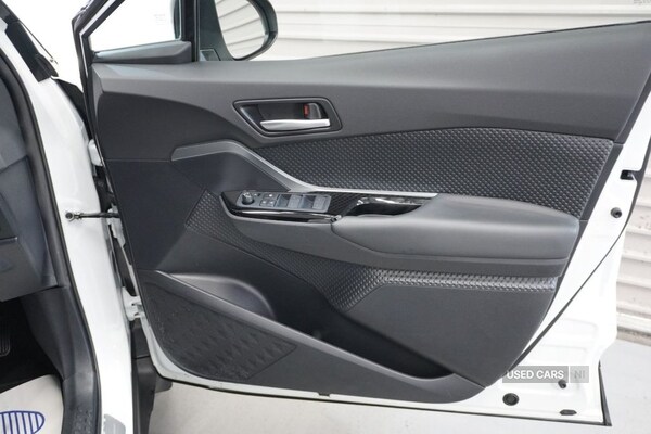 Used Toyota C-HR 2023 for sale - 76167621: Photo 22