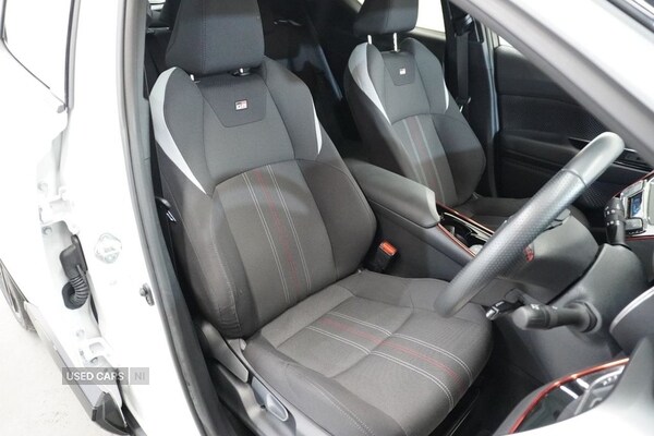 Used Toyota C-HR 2023 for sale - 76167621: Photo 24