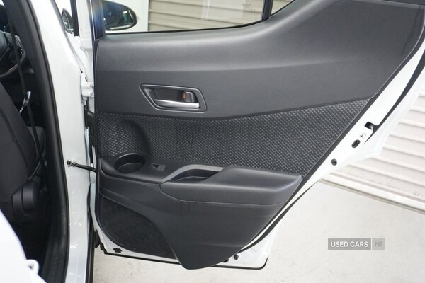 Used Toyota C-HR 2023 for sale - 76167621: Photo 31