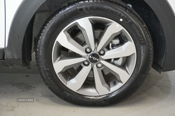 Used Kia Stonic 2024 for sale - 77883929: Photo 3