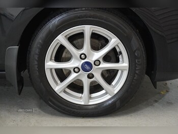 Used Ford Fiesta 2017 for sale - 78879393: Photo
