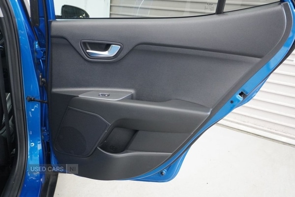 Used Kia Stonic 2023 for sale - 77959053: Photo 31