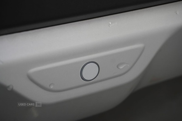 Used Kia Stonic 2024 for sale - 77132110: Photo 19