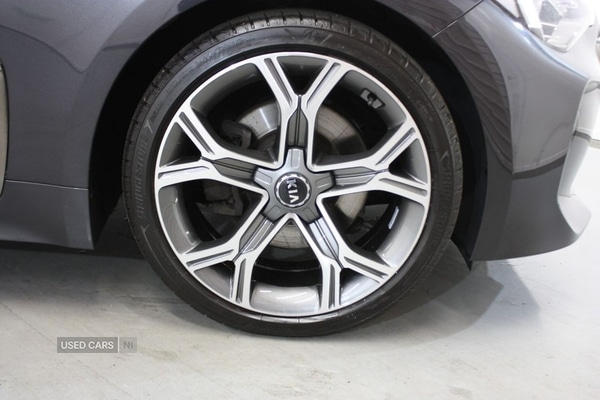 Used Kia Stinger 2019 for sale - 76914312: Photo 3