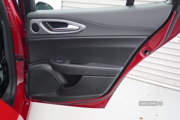 Used Alfa Romeo Giulia 2017 for sale - 76522638: Photo 31