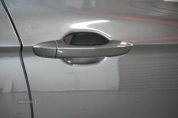 Used Volkswagen Passat 2019 for sale - 76715870: Photo 5