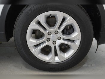 Used Land Rover Discovery Sport 2021 for sale - 79189424: Photo