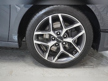 Used Kia Ceed 2023 for sale - 76085725: Photo