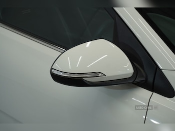 Used Kia Stonic 2023 for sale - 76729906: Photo