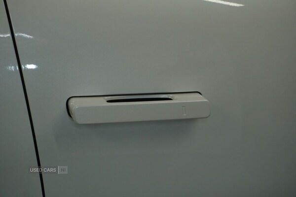 Used Kia EV9 2025 for sale - 77017459: Photo 5