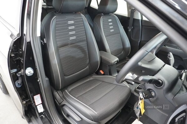 Used Kia Stonic 2024 for sale - 76729868: Photo 23