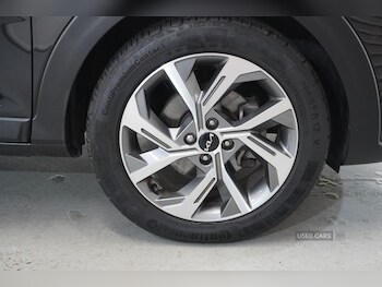 Used Kia Stonic 2024 for sale - 76729868: Photo