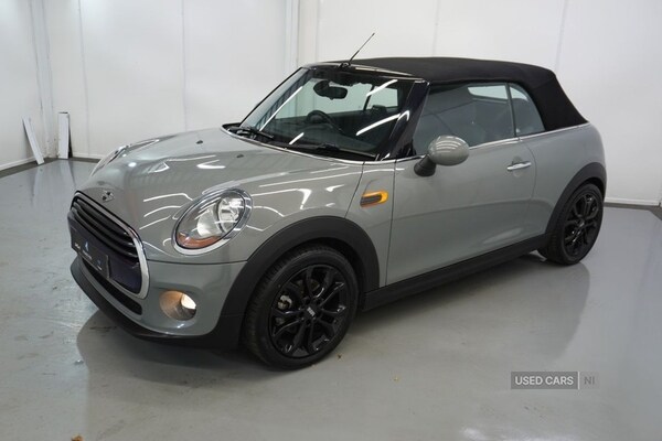 Used MINI Convertible 2017 for sale - 75647659: Photo 11