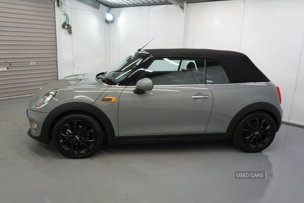 Used MINI Convertible 2017 for sale - 75647659: Photo 12