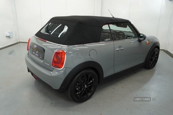 Used MINI Convertible 2017 for sale - 75647659: Photo 13