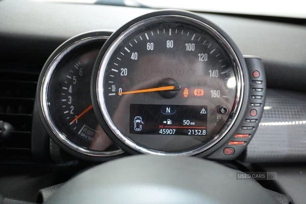 Used MINI Convertible 2017 for sale - 75647659: Photo 24
