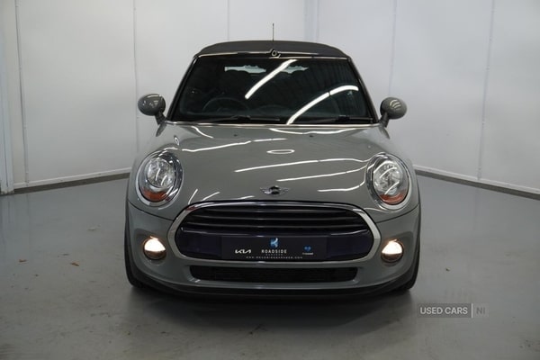 Used MINI Convertible 2017 for sale - 75647659: Photo 9