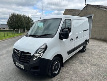 Vauxhall - Movano