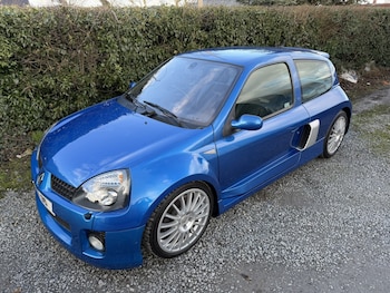 2004 - 3.0 24V Renaultsport 255 3dr