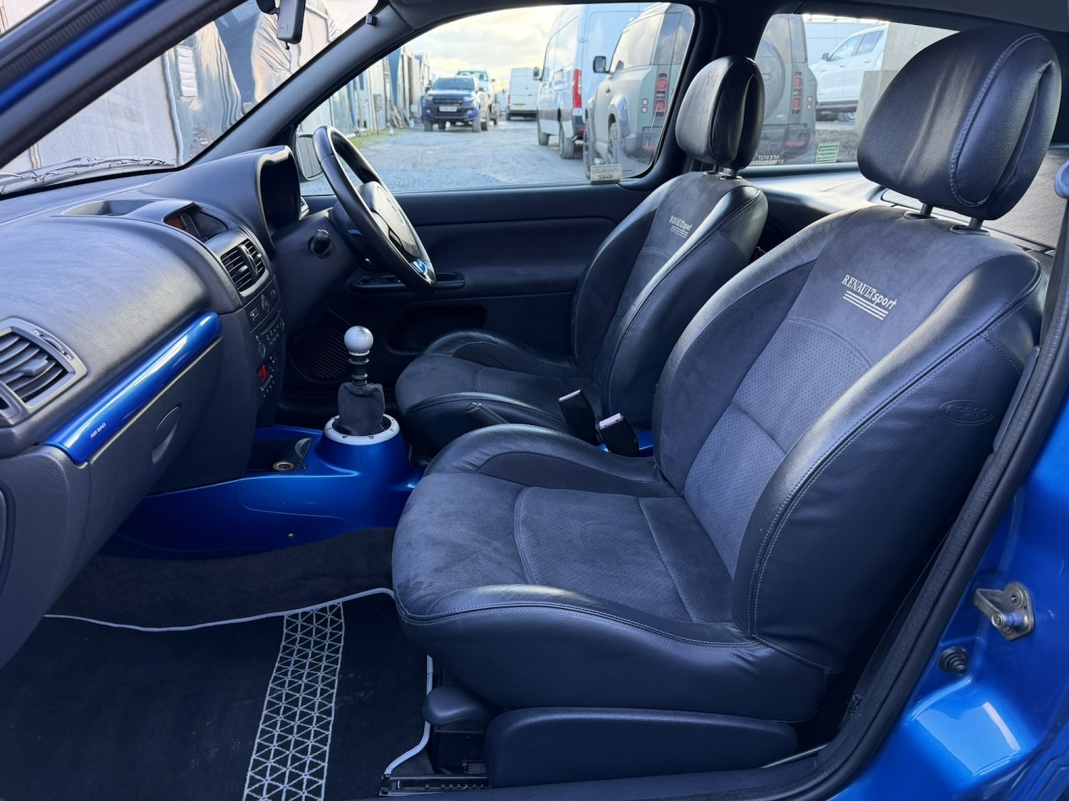 Used Renault Clio 2004 for sale - 77572885: Photo 37