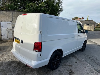 Used Volkswagen Transporter 2020 for sale - 76246159: Photo